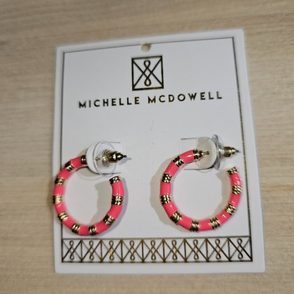 MICHELLE MCDOWELL NWT Hot Pink emelia small hoop earrings with gold detail - Picture 2 of 5